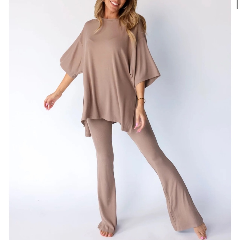 The Foxy Kind All Weekend Long Pant Set Biscotti NWT